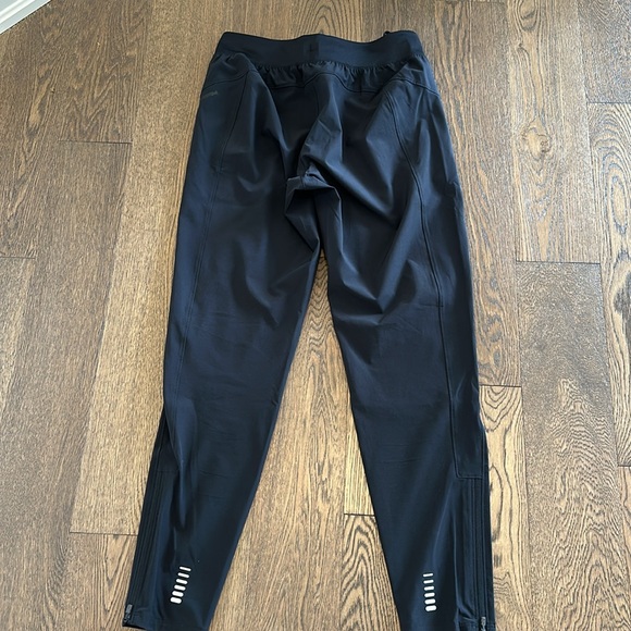 Under Armour ladies Storm water repellent pants - Picture 2 of 3